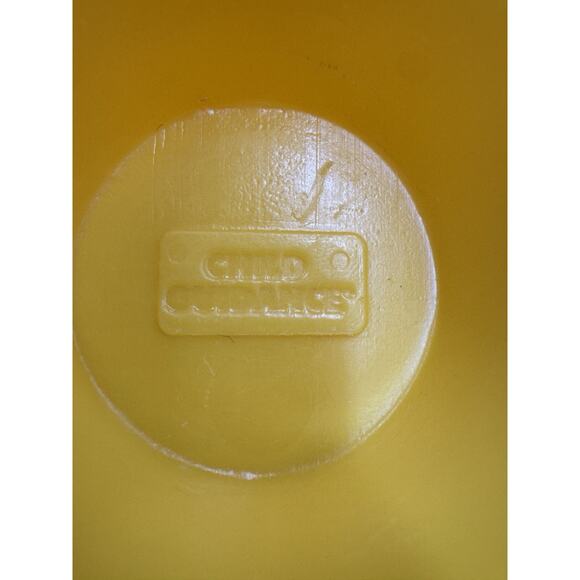 Gabriel Industries 1982 Plastic Yellow Row Boat 5” - Picture 5 of 8